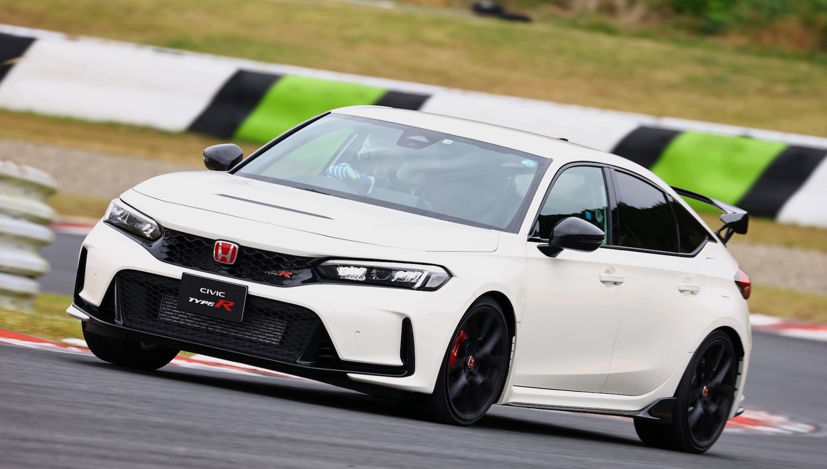 In The Hot Seat: New Honda Civic Type R Tested - Carlist